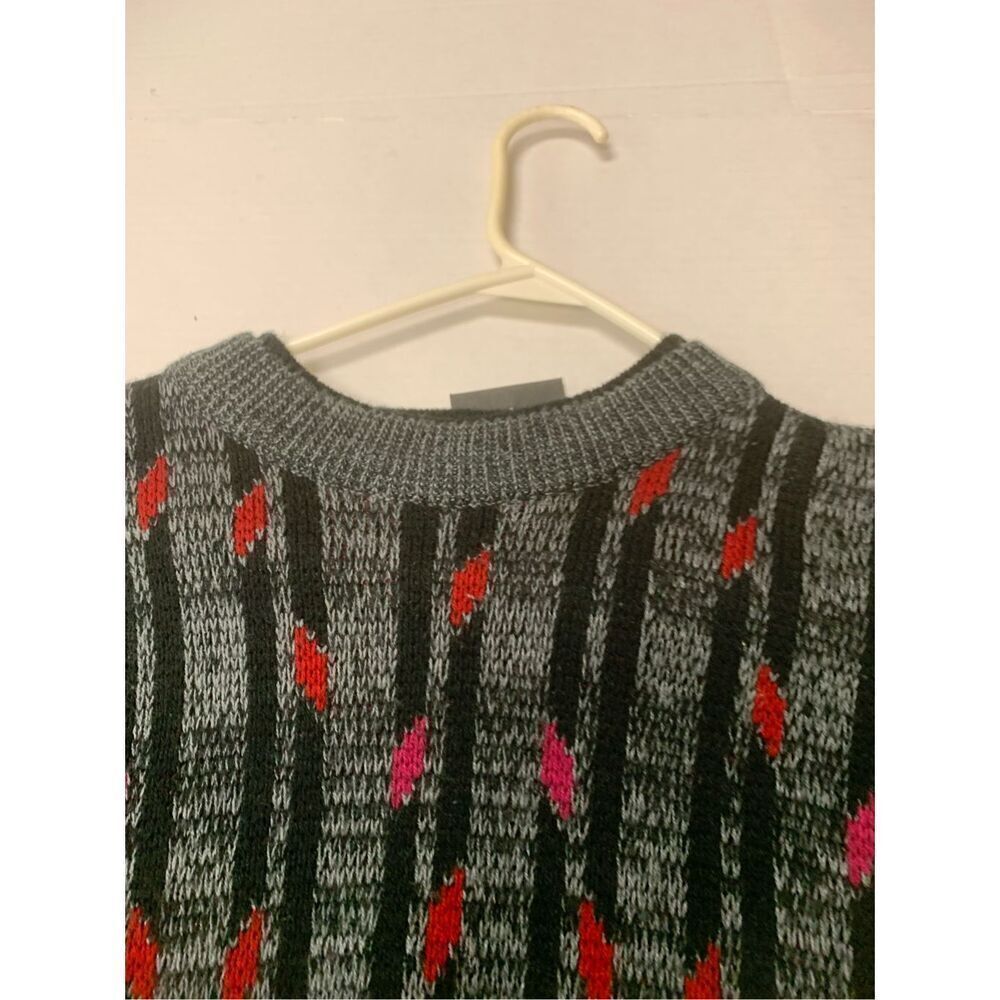 Vintage Patterned Sweater - Picture 3 of 6